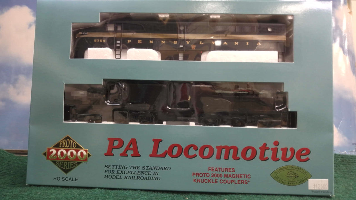 Life-Like HO Pennsylvania PA-B Locomotive Set