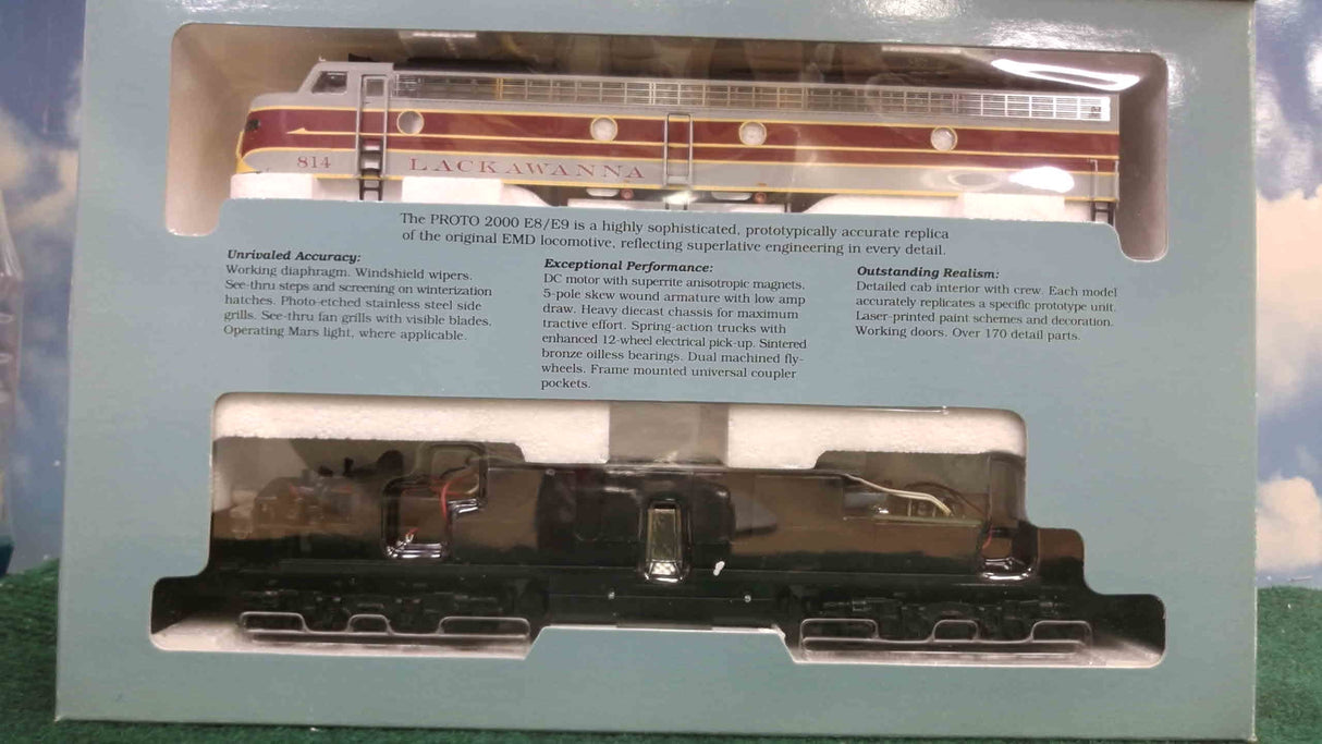 Life-Like HO Delaware, Lackawanna and Western E8/9 Locomotive
