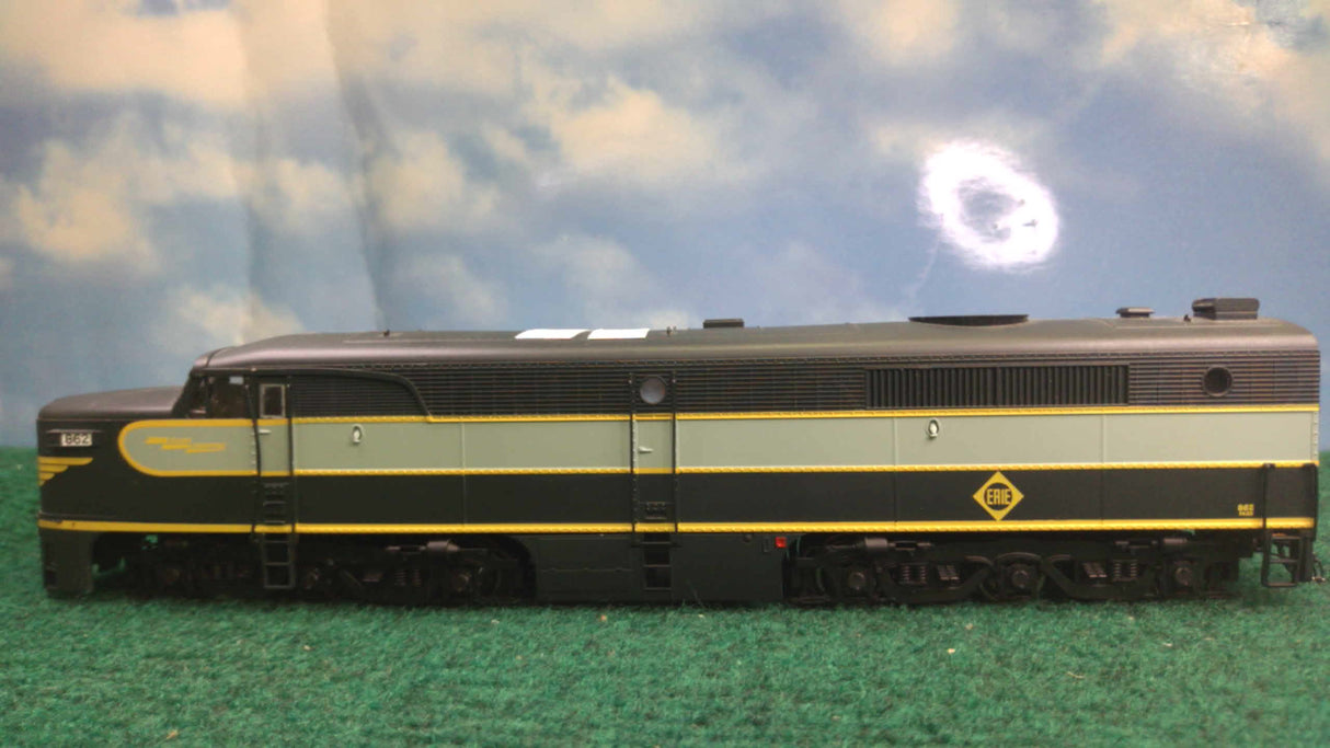 Life-Like HO Erie PA Locomotive