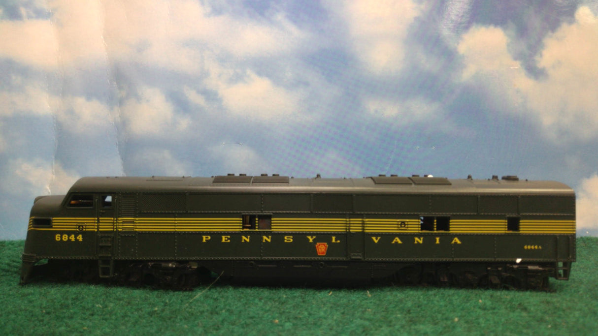 Con-Cor HO Pennsylvania EMD E-7 A-A Set