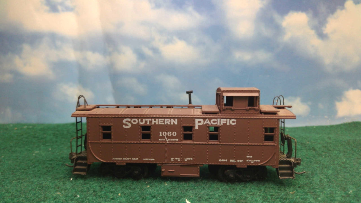 Athearn HO Southern Pacific Steel Cupola Caboose