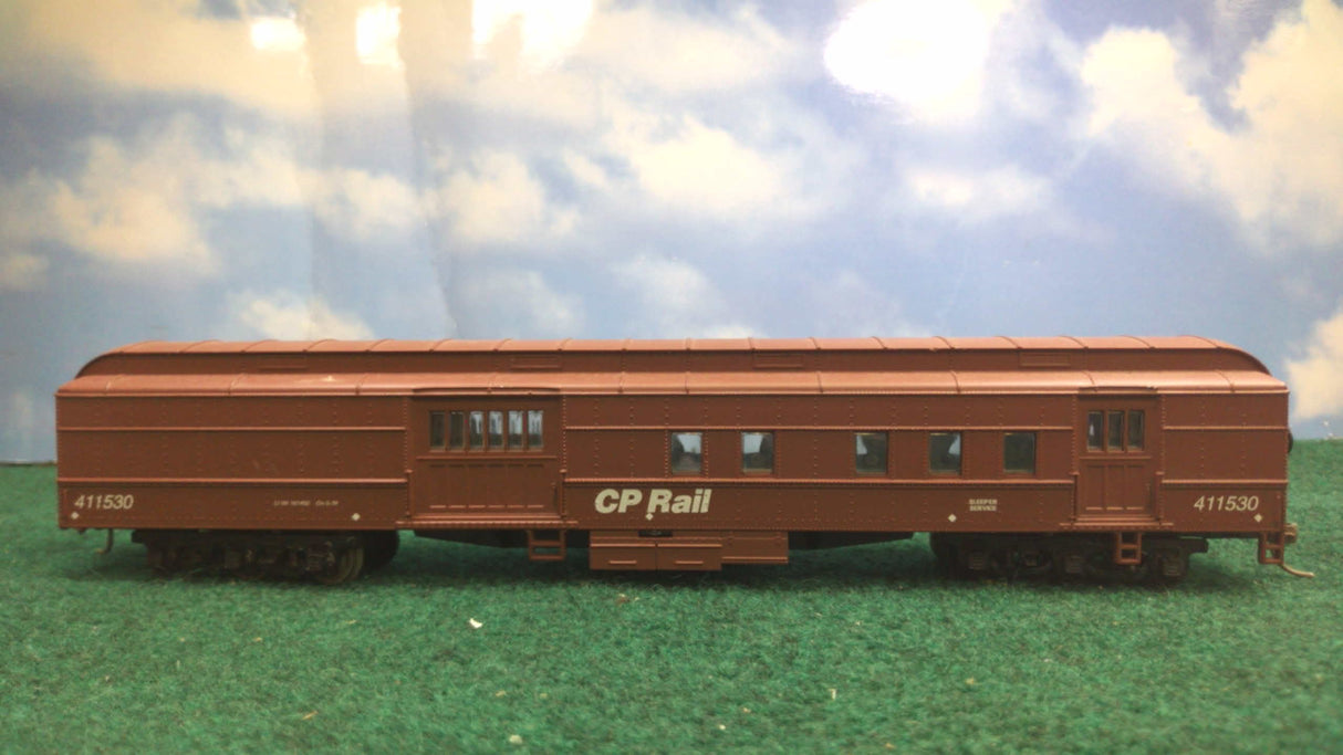 Athern HO CP Rail Combine Car