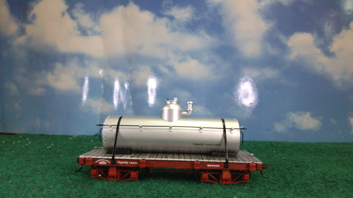 Bachmann Spectrum 26521 On30 Painted, Unlettered Tank Car