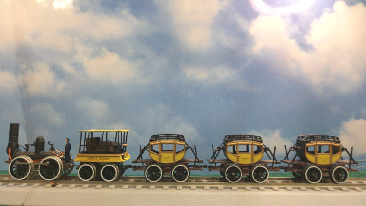 Bachmann HO Dewitt Clinton Carriages and Locomotive