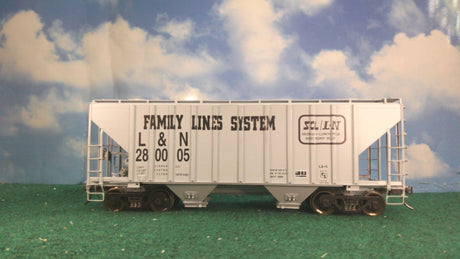 Pecos River Brass L&N Family Lines Pullman Standard 100 Ton 2-Bay Hopper