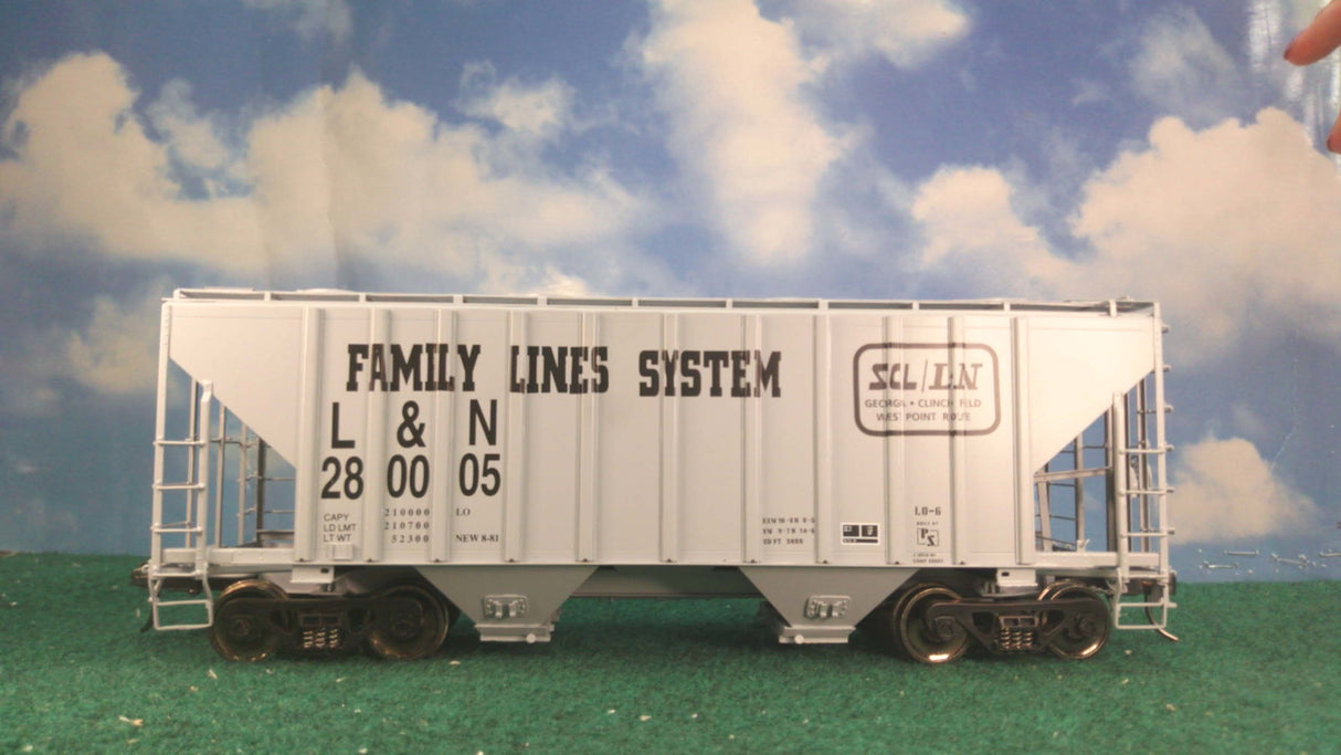 Pecos River Brass L&N Family Lines Pullman Standard 100 Ton 2-Bay Hopper