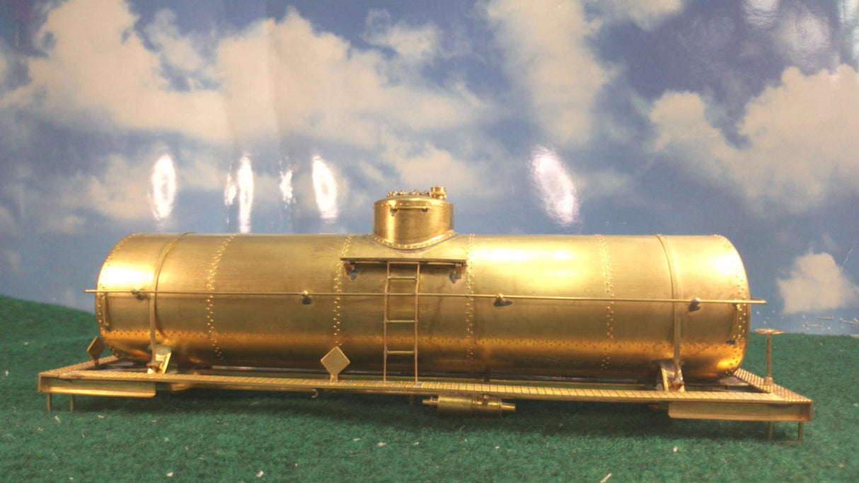 KTM Models Brass Unpainted Single Dome Tank Car