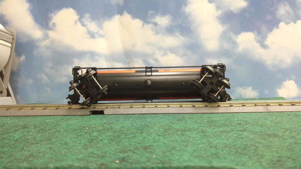 Lionel 6-17909 Hooker Chemicals/GATX #17909 Standard O Tank Car