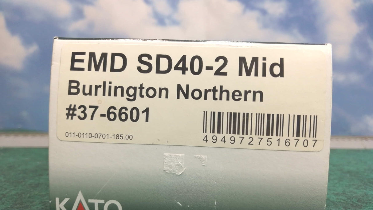 Kato 37-6601 EMD SD40-2 Burlington Northern #6770 (DCC Ready)
