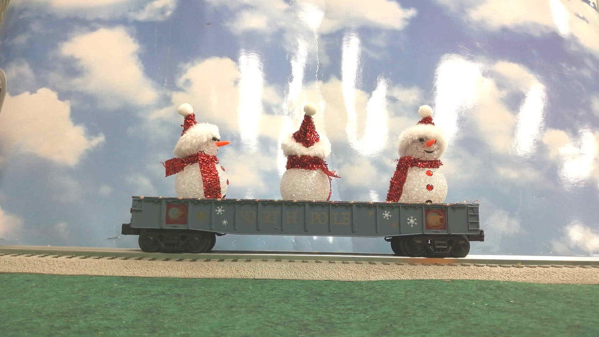 MTH&nbsp;RailKing 30-72249: North Pole Gondola Car w/LED Christmas Lights &amp; Lighted Snowmen