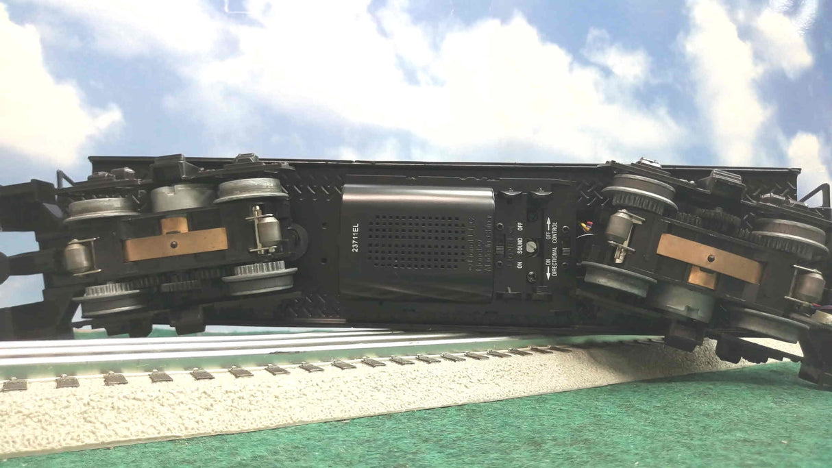 Lionel NJ Transit Set w/U34 Locomotive + 3 Passenger Cars