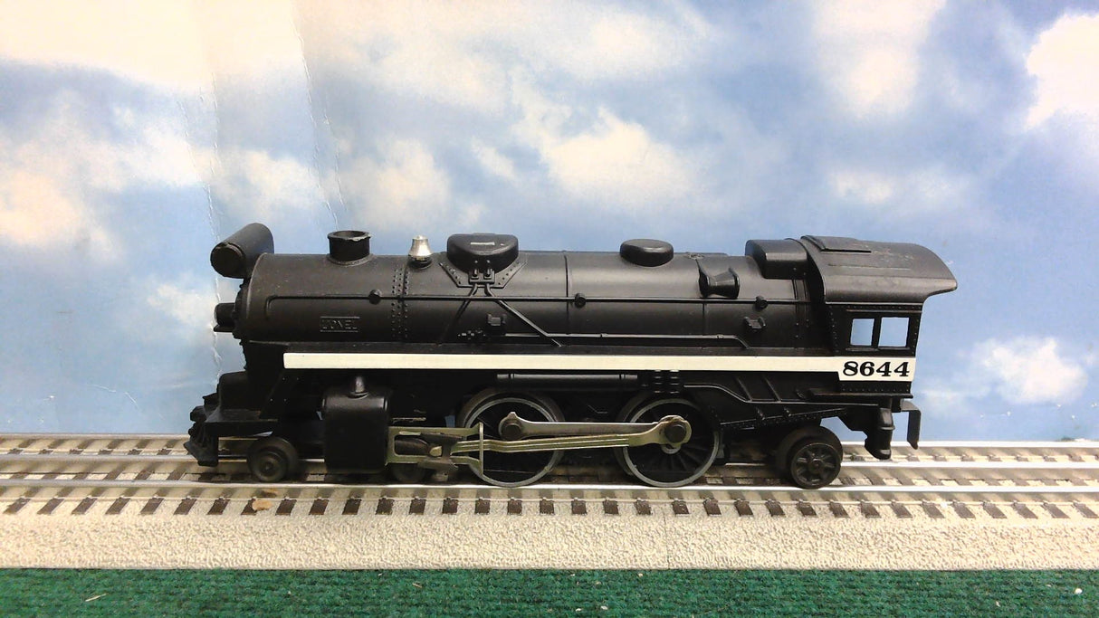 Lionel 8644 Santa Fe 4-4-2 Steam Locomotive & Tender