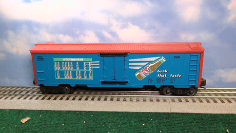 Lionel 6-16777 Lionel Cola Operating Boxcar and Platform