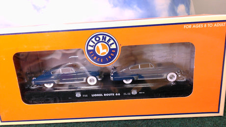 Lionel 6-17560 FLATCAR W/2 ROUTE 66 SEDANS