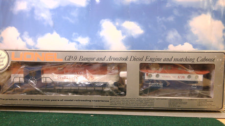 Lionel LNL6-8665 GP-9 Bangor and Aroostook Diesel Engine and Matching Caboose