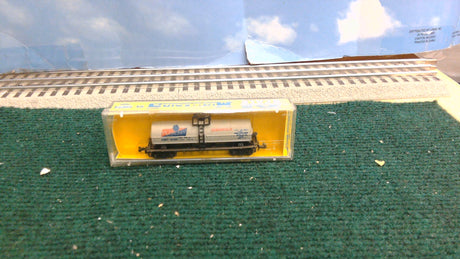 AHM/Minitrix N-Scale 4532 Publicker Chemicals Tank Car