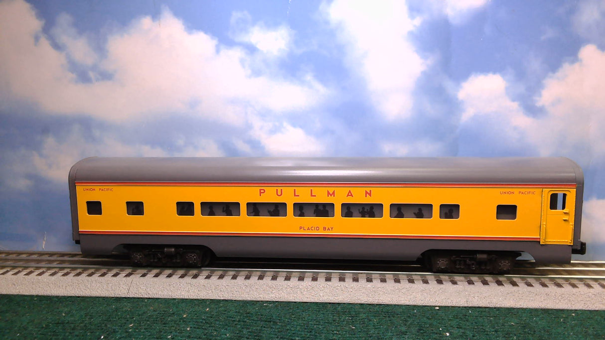 LIONEL UNION PACIFIC F3-A POWERED & DUMMY UNITS WITH DUMMY B-UNIT AND PASSENGER CAR SET LNL6-8480