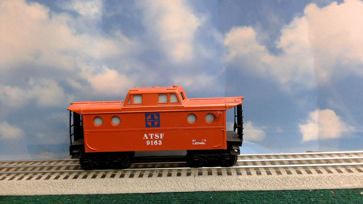 LIONEL ATSF CABOOSE 6-9163