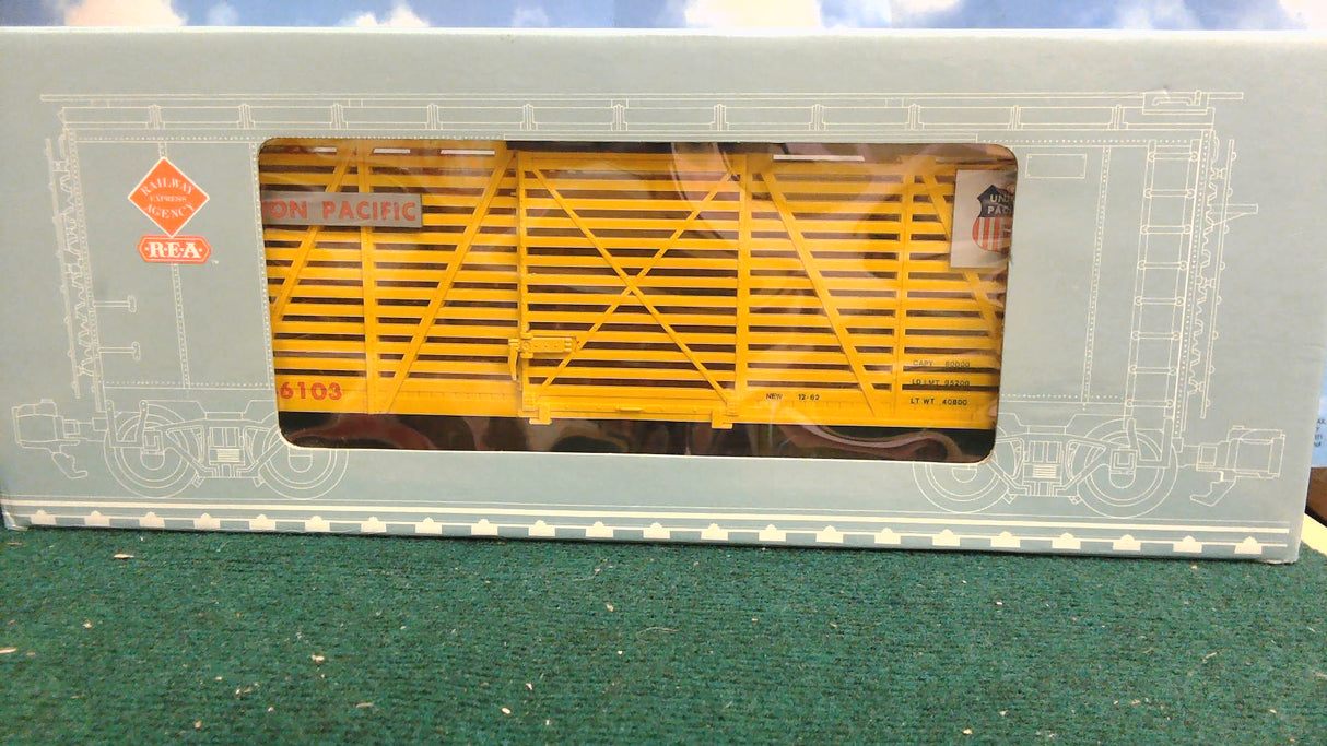 RAILWAY EXPRESS AGENCY THE BOX CAR THE STOCK CAR U.P. REA-46103