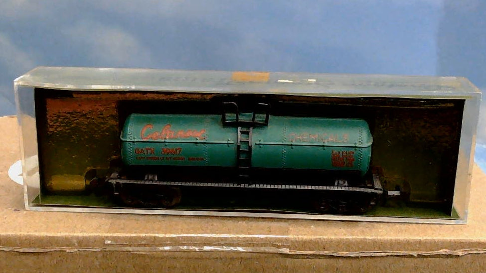AURORA POSTAGE STAMP TRAINS 4884 TANK CAR MICHIGAN ALKALI