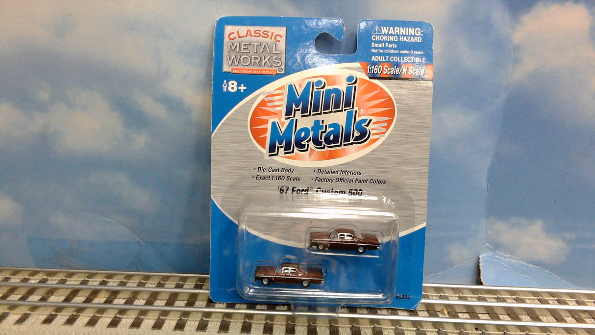 CLASSIC METAL WORKS 50235 67' FORD CUSTOM 500 N SCALE