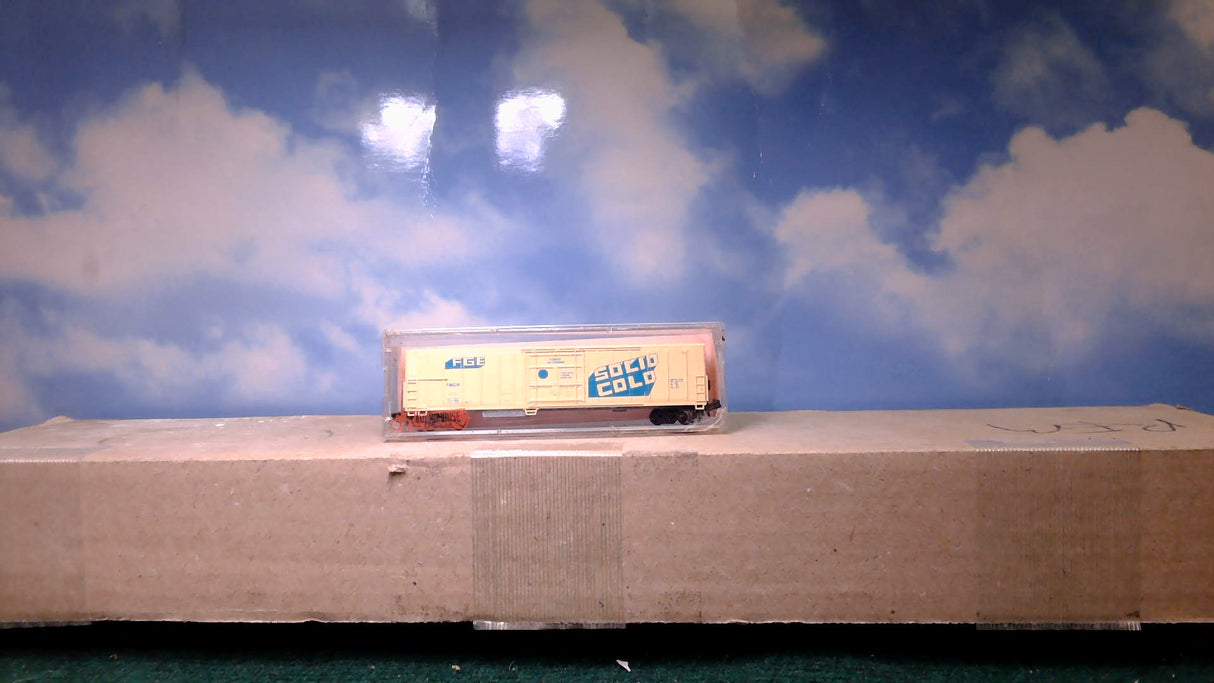 ROUNDHOUSE PRODUCTS 8430 FGE SOLID COLD REEFER N-SCALE