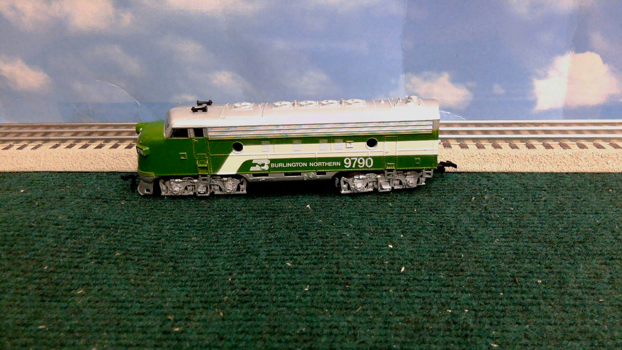 Life-Like 8688 HO Burlington Northern F-7 Locomotive
