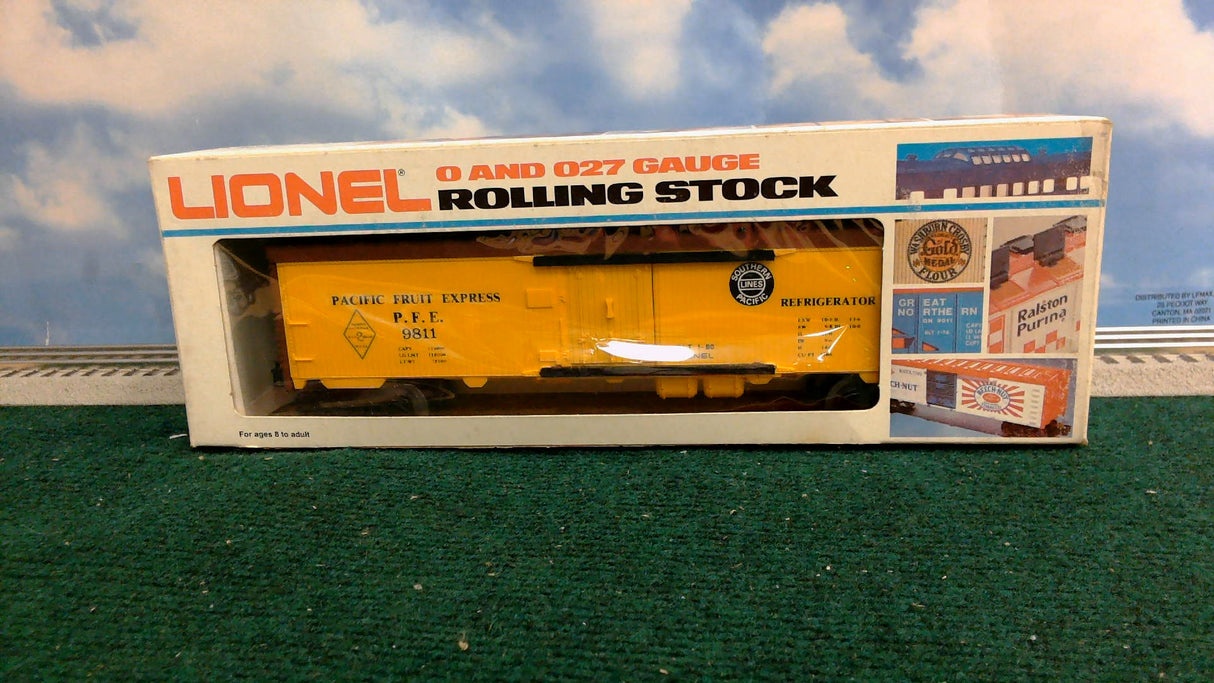 Lionel 6-9811 Pacific Fruit Express Reefer Car
