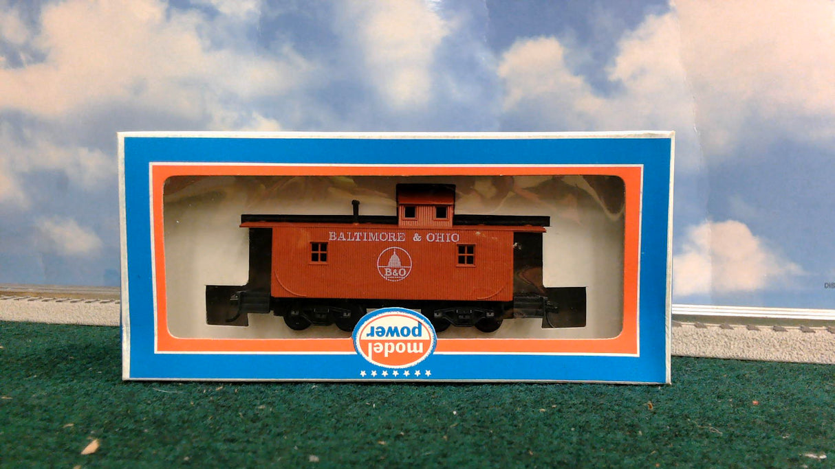 MODEL POWER WOOD CABOOSE 9142 BALTIMORE & OHIO