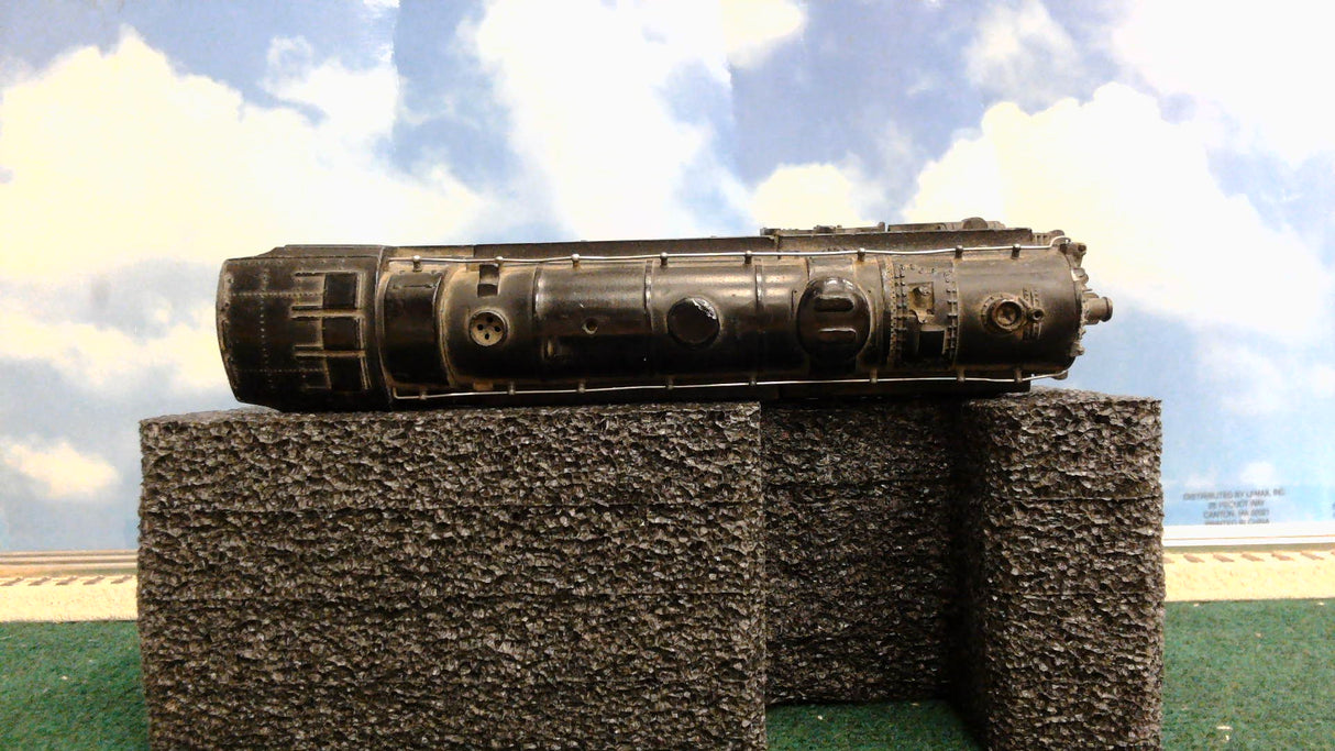 LIONEL 5342 OO SCALE ENGINE AS IS MISSING FRONT TRUCKS NO TENDER
