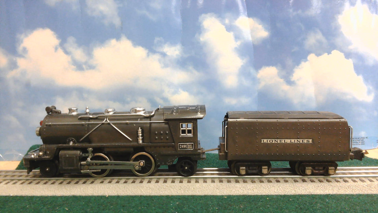 Lionel 249E Prewar O 2-4-2 Tinplate Steam Locomotive w/ 265W Tender