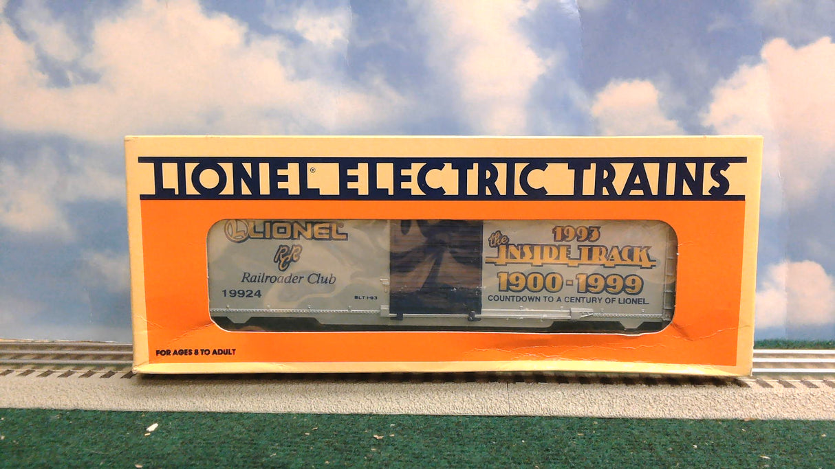 Lionel 6-19924 Railroader Club 1993 Boxcar