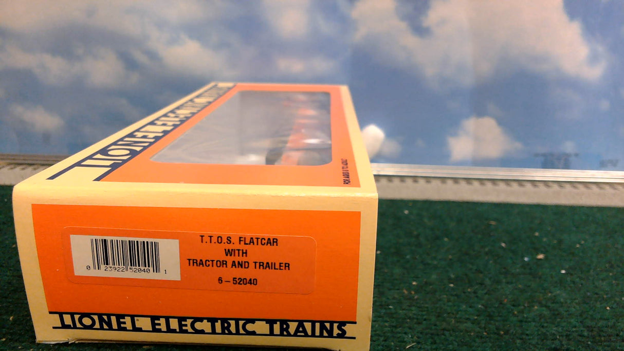 LIONEL 6-52040 T.T.O.S. FLATCAR WITH TRACTOR AND TRAILER