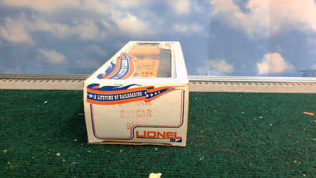 LIONEL 9208 CP RAIL BOX CAR