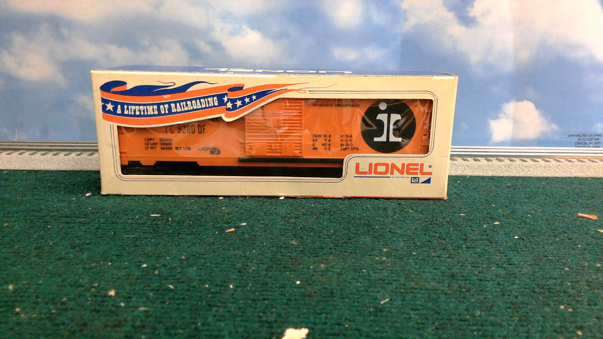 LIONEL 9200 ILLINOIS CENTRAL BOX CAR