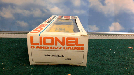 Lionel 6-9421 Maine Central Box Car