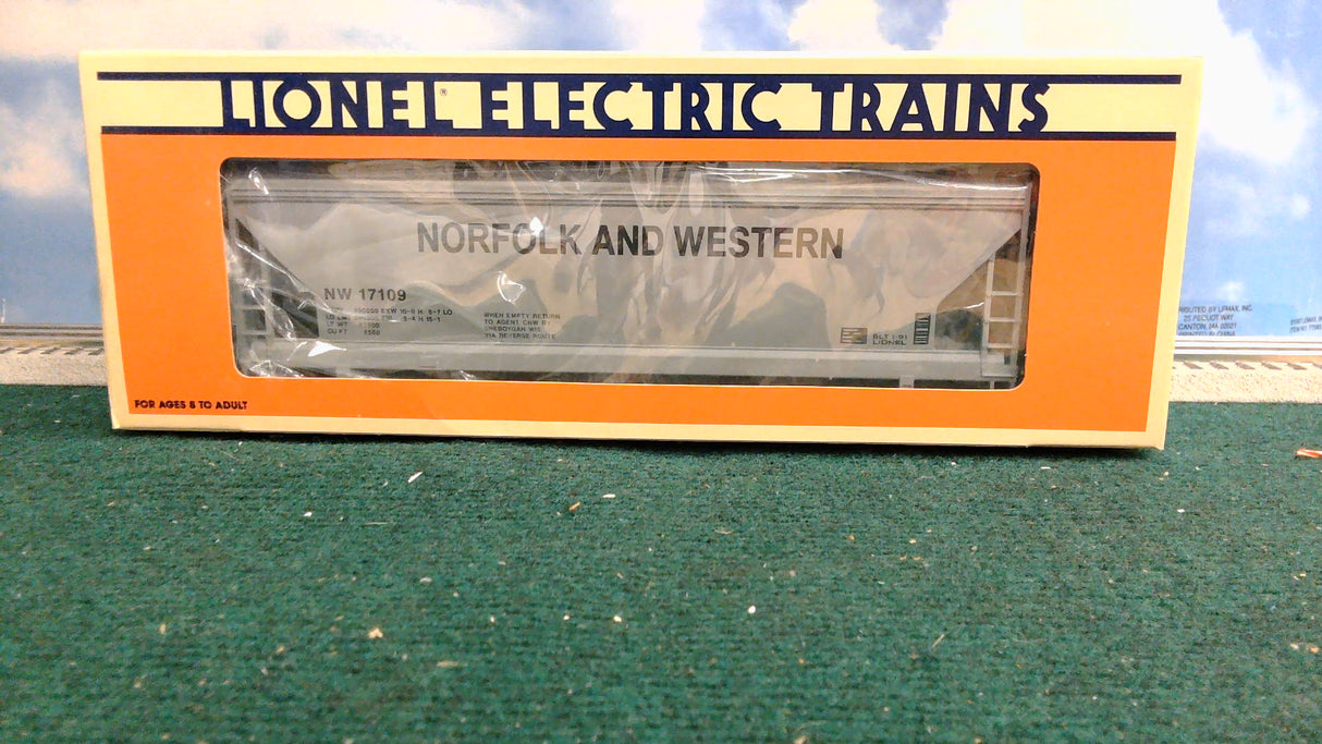 LIONEL 6-17109 NORFOLK AND WESTERN CENTERFLOW HOPPER