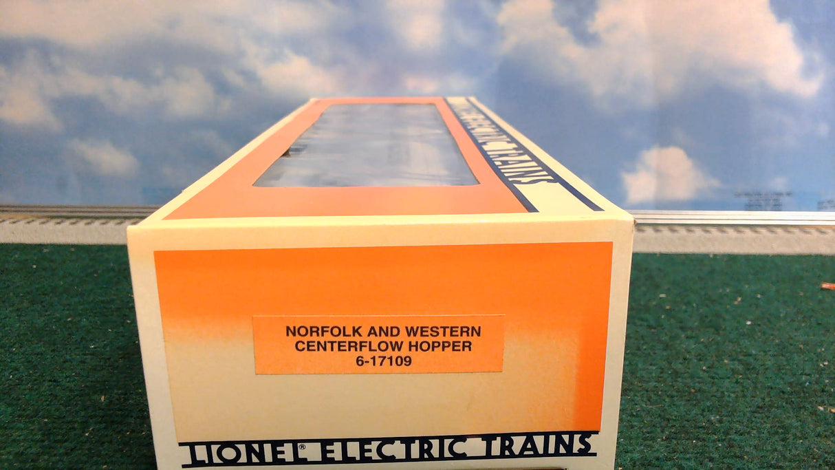 LIONEL 6-17109 NORFOLK AND WESTERN CENTERFLOW HOPPER