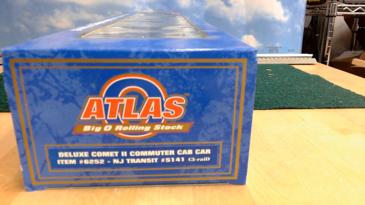 ATLAS #6252 NJ TRANSIT DELUXE COMET II CAB CAR #5141(3-RAIL)