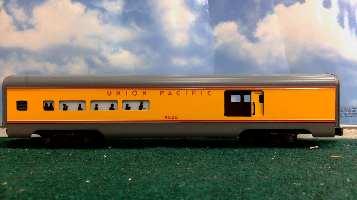 LIONEL UNION PACIFIC F3-A POWERED & DUMMY UNITS WITH DUMMY B-UNIT AND PASSENGER CAR SET LNL6-8480