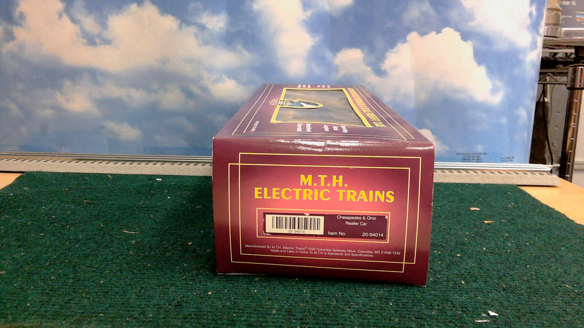 MTH 20-94014 CHESAPEAKE & OHIO REEFER CAR
