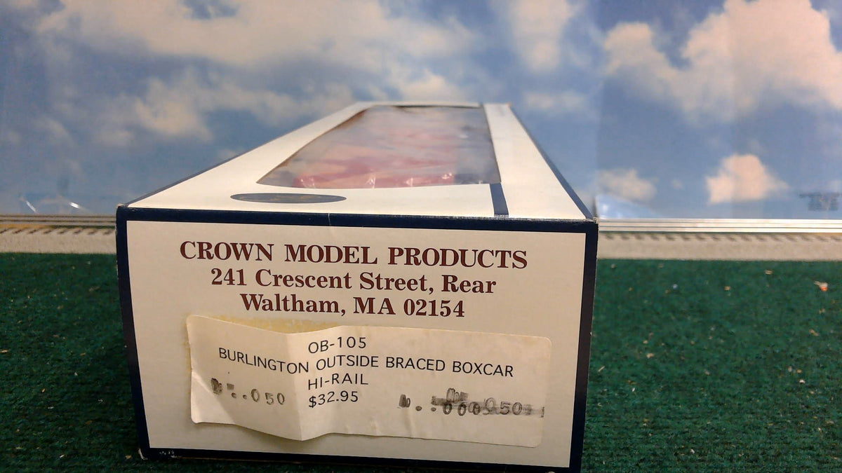 CROWN MODEL PRODUCTS OB-105 BURLINGTON OUTSIDE BRACED BOXCAR