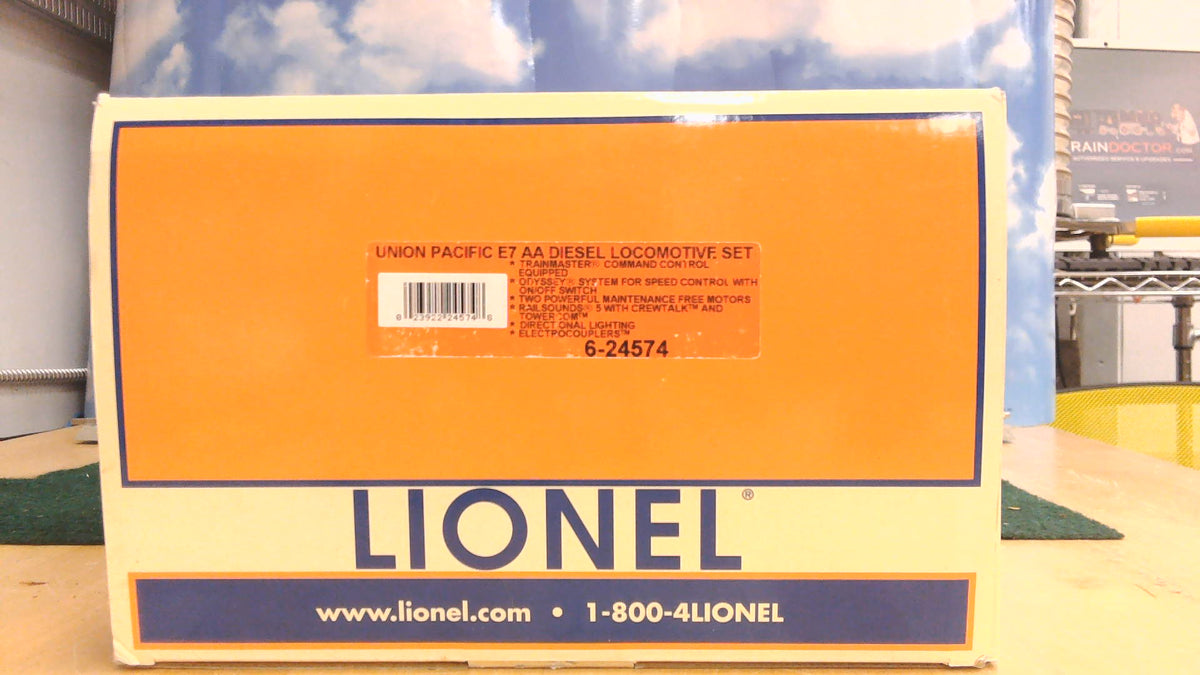 LIONEL 6-24574 UNION PACIFIC E7 AA DIESEL LOCOMOTIVE SET