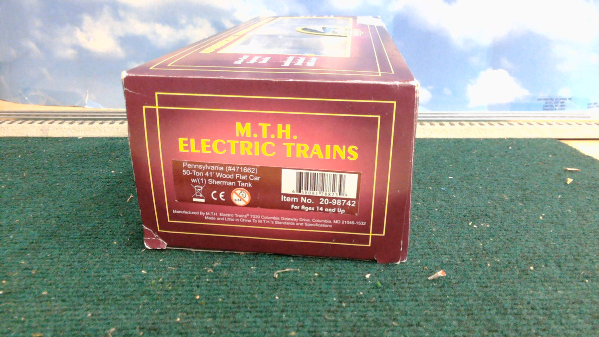 MTH 20-98742 PENSYLVANIA 50-TON 441' WOOD FLAT CAR W/SHERMAN TANK